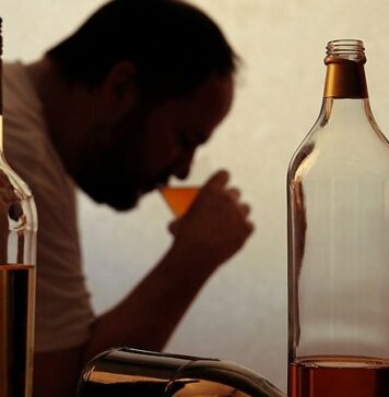 Naltrexone Cuts Hospitalization, Deaths in Alcohol Use Disorder | Nutrition Fit