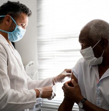 Groups Strategize COVID-19 Vaccine Access for People of Color | Nutrition Fit