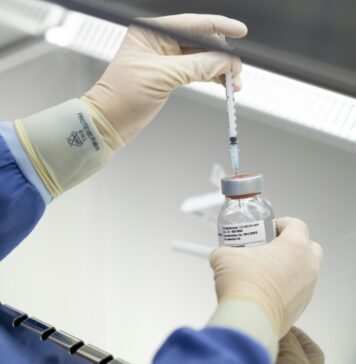 Hospitals’ Rocky Rollout of Covid Vaccine Sparks Questions of Fairness | Nutrition Fit