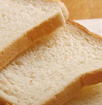 High Intake of White Bread Boosts Cardiovascular Disease, Deaths | Nutrition Fit