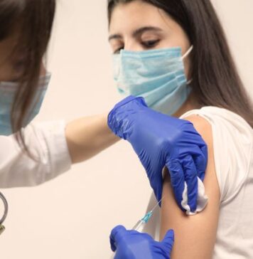 Teenagers Get in the Queue for COVID Vaccines | Nutrition Fit