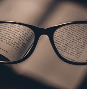 Alzheimer’s Disease Protein Linked to Common Sight Loss | Nutrition Fit