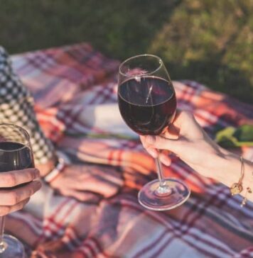 Dietary Fats Interact With Grape Tannins to Influence Wine Taste | Nutrition Fit