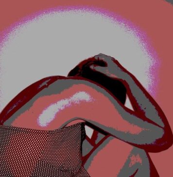 Sleep Disturbances May Contribute to Weight Gain in Menopause | Nutrition Fit